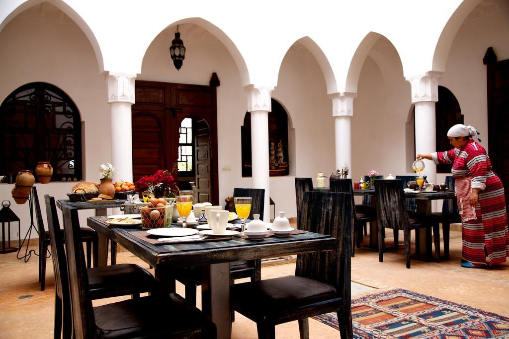 Riad Couleur Sable Sidi Abdallah Ghiat Esterno foto